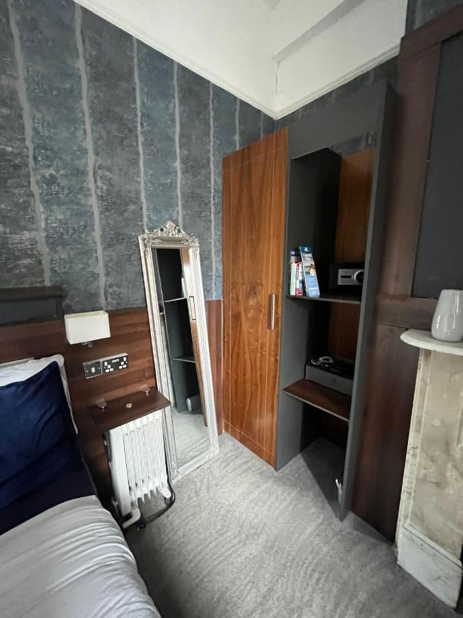 Upstairs Studio - Private Kitchenette And Small En-Suite Dublin Dış mekan fotoğraf